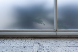 Vila Tugendhat v Brně od Miese van der Rohe na fotografiích Alexandry Timpau