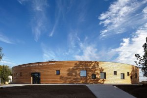 Projektil architekti, Pavilon základní školy v Líbeznicích – foto