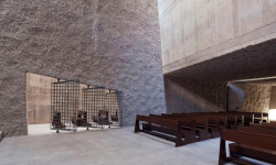 Menis Arquitectos postavili kostel svatého Spasitele ve městě La Laguna na Tenerife