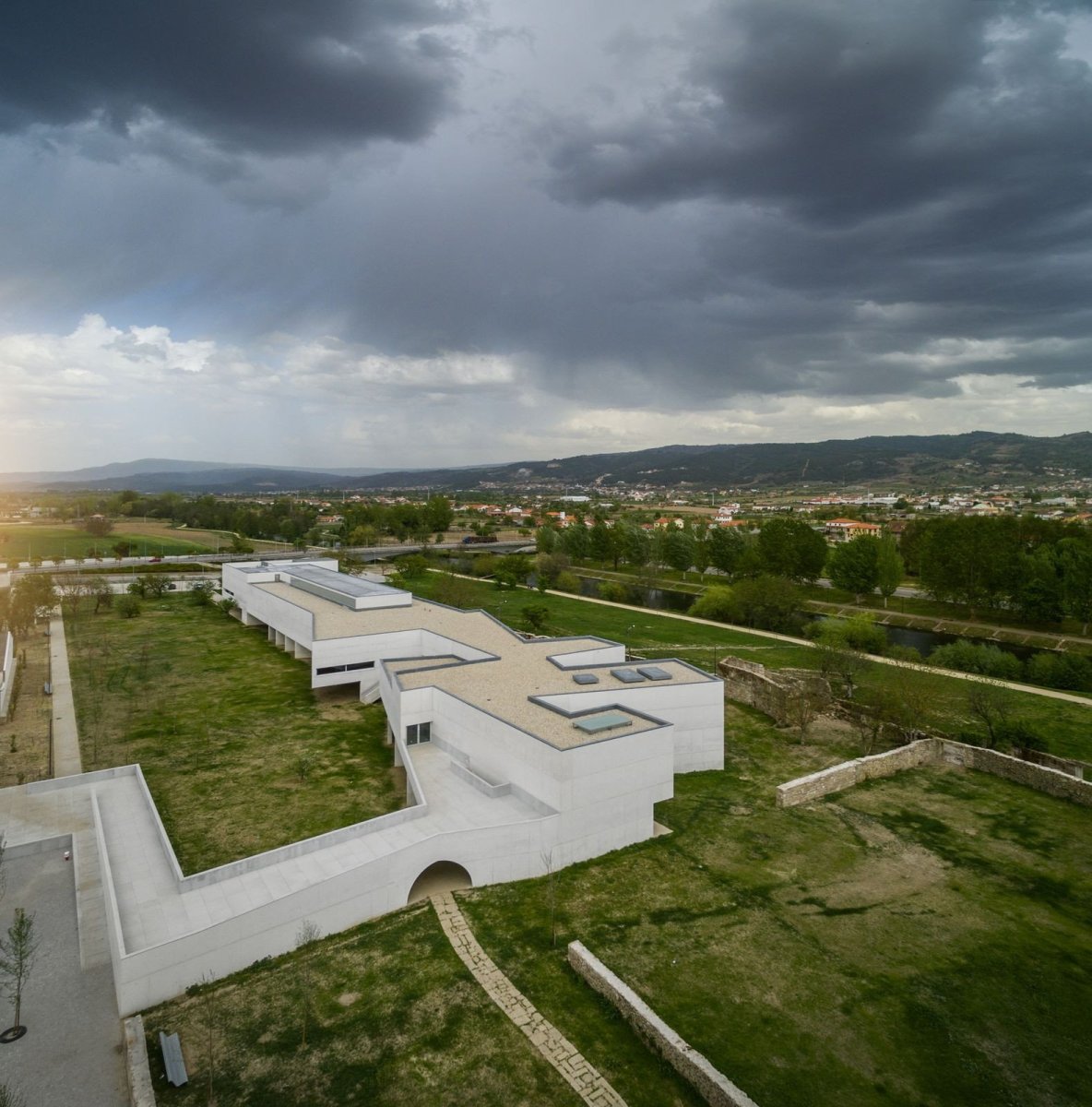 Álvaro Siza 2 - Arquitecto, Muzeum současného umění pro nadaci Nadira Afonsa, foto