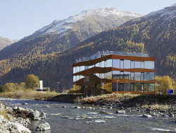 Výstavy Constructive Alps 2015 a Built in Swiss Mountain - foto