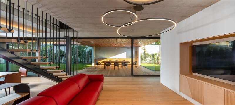 Rodinný dům v Průhonicích od Kamil Mrva Architects
