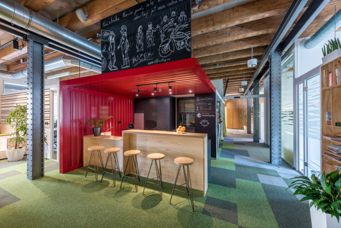 monom, kanceláře firmy Etnetera, foto