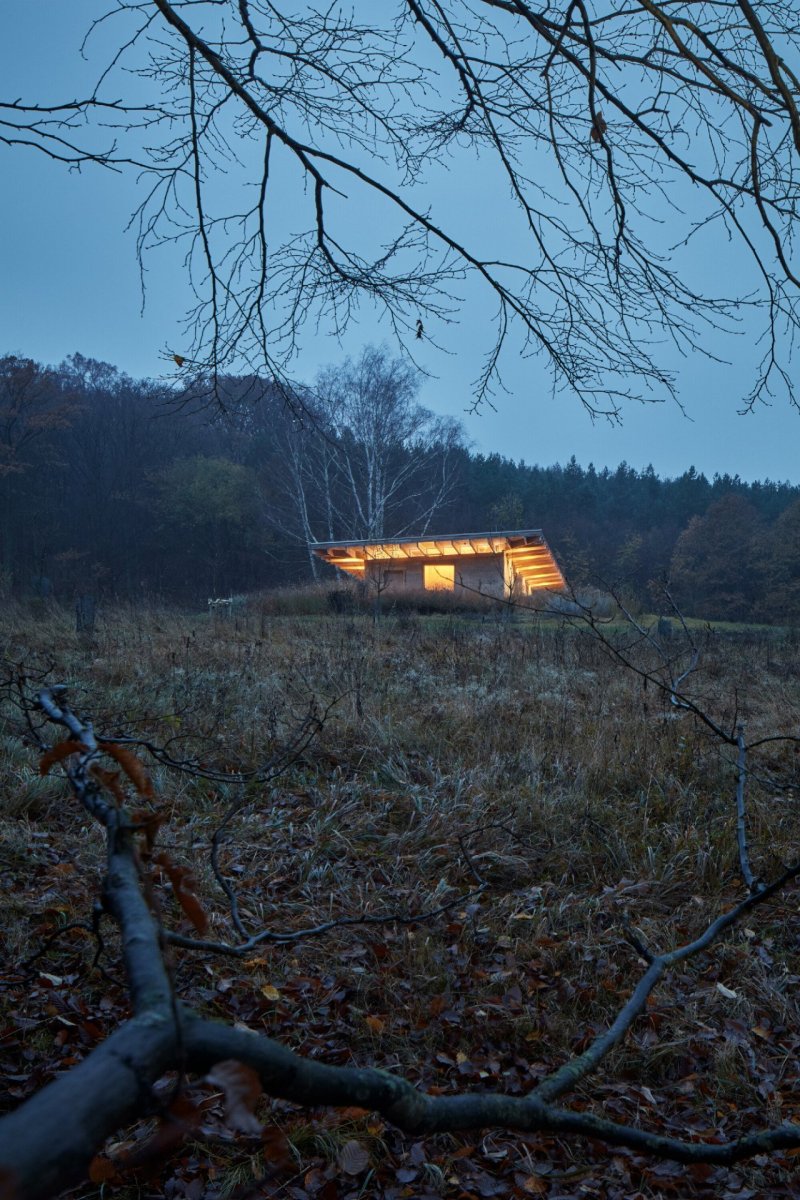 Dům LO, Ateliér Lina Bellovičová / Lina Koníček Bellovičová