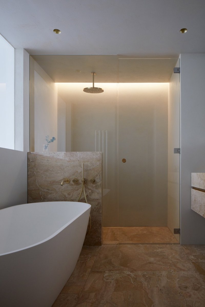 Rekonstrukce bytu na Starém Městě pražském od ateliéru Lenka Míková architekti