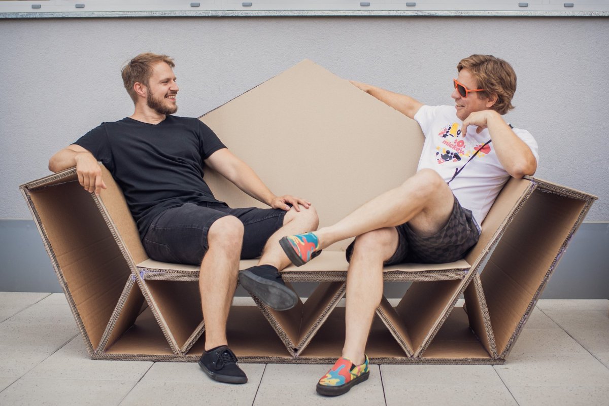 Vedoucí letní školy – architekti Jakub Kopecký a Jerry Koza.