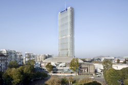 Výšková budova Allianz v Miláně, Arata Isozaki & Associates, 2003-2014