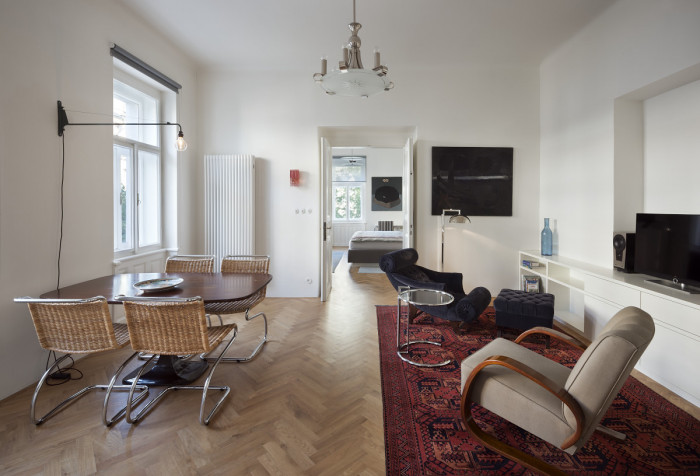 Rekontsrukce bytu na Vinohradech, Markéta Cajthamlová