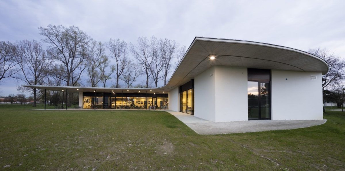 Studentský klub Jihočeské univerzity v Českých Budějovicích, Ateliér Dvořák architekti