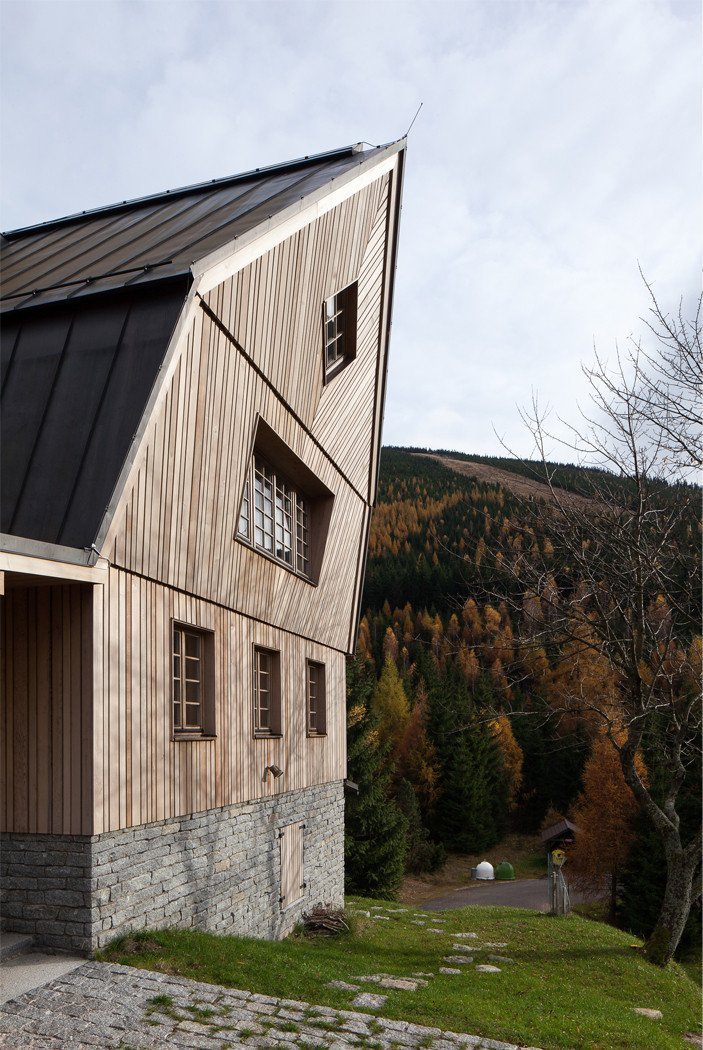 Přestavba chaty ve Svatém Petru, Znamení čtyř - architekti