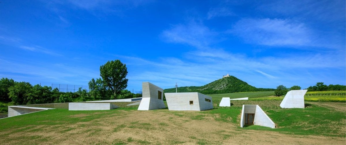 Stavba roku 2016 // Radko Květ, Archeologický park, Pavlov – foto
