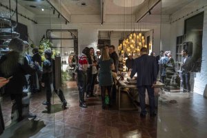 Studio Mimolit uvedlo v prostorách holešovického showroomu Konsepti výstavu Spřízněné duše