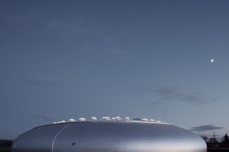 Sportovní hala Dolní Břežany od sporadical