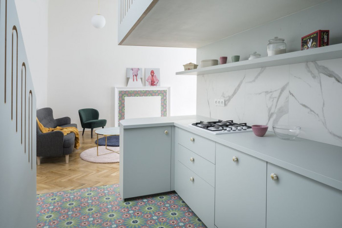 Rekonstrukce činžovního bytu s pavlačí, No Architects