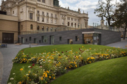 KB Král, Proměna okolí Divadla J.K.Tyla v Plzni - foto
