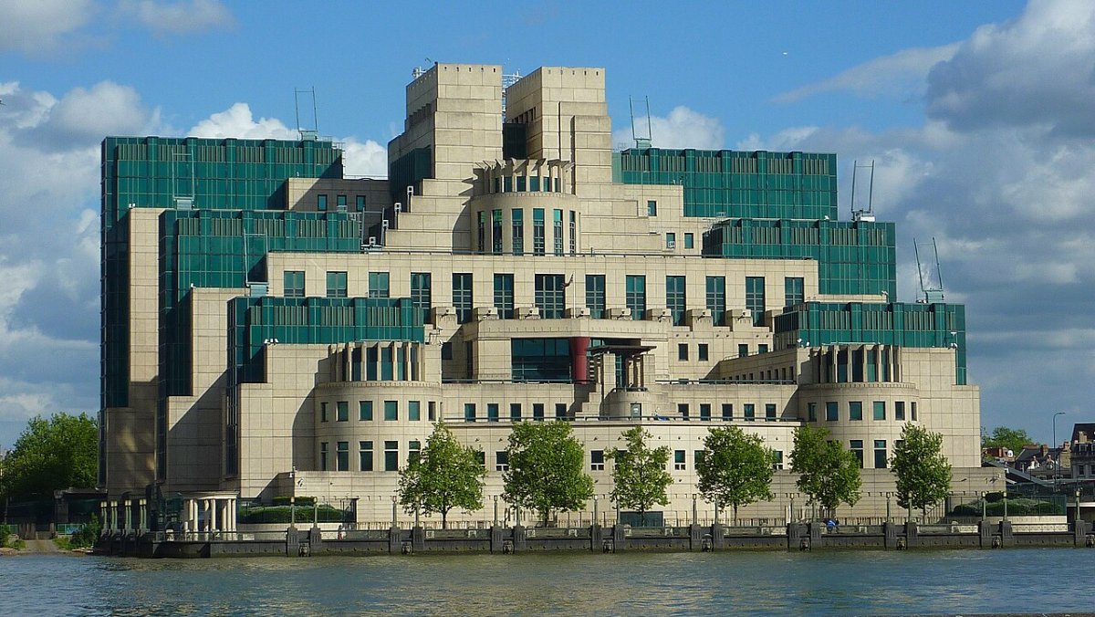 Terry Farrell, Sídlo Tajné zpravodajské služby MI6 v Londýně, 1994