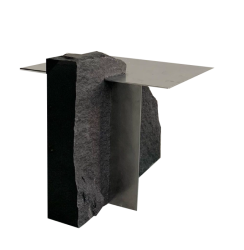 Galerie THE DESIGN zve na vernisáž výstavy On Chair – Balancing on the Edge of Comfort 21.6. od 18h