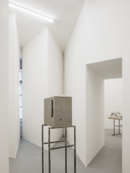 Výstava Dům v domě v Domě umění České Budějovice