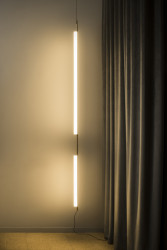 Nadčasové světlo dodávající krásu každému prostoru - AMBROSIA VERTICAL