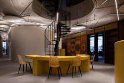 Interiér osmého podlaží Drnu od Studio acht a Vos Interieur