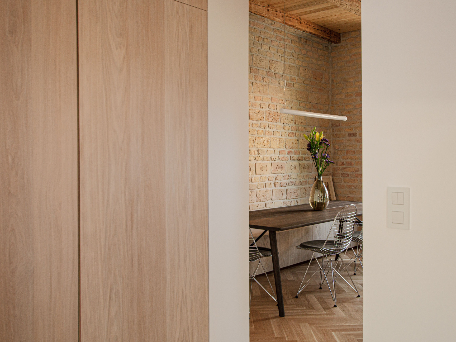 Architekt Marián Gombarček navrhl rekonstrukci rodinného domu v Bratislavě