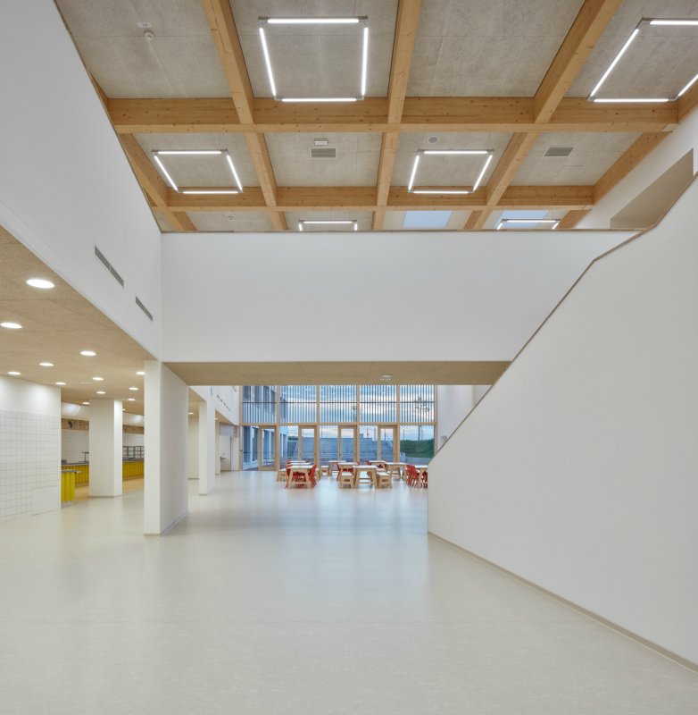 Základní škola Amos pro Psáry a Dolní Jirčany, SOA architekti