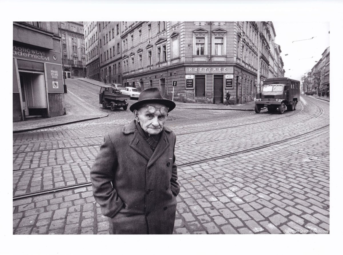 Virtuální výstava fotografií Pavla Štechy přibližuje Žižkov sedmdesátých let.