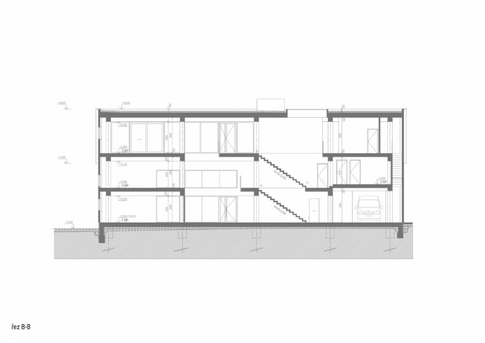 Výrobní a administrativní objekt firmy Pilana Karbid v Hulíně, Ellement architects, řez B-B