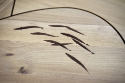 Architektka Daniela Polubědovová představila novou kolekci stolů Indiánské léto