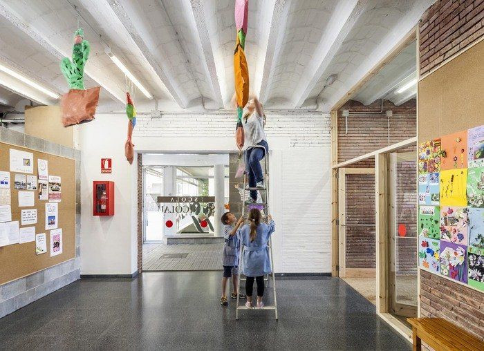 Škola v Barceloně od Harquitectes