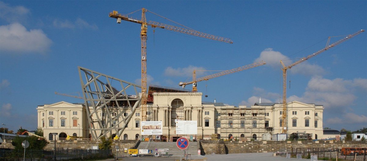 Muzeum Bundeswehru, Daniel Libeskind,