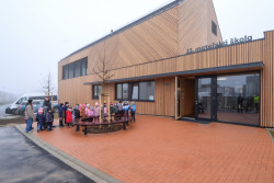 Hlavní vstup nová mateřské školy v Plzni Újezdě