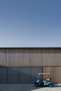 Zázemí údržby golfového rezortu v Ostravici pod Lysou horou od PAPOUSEK & SILHAN ARCHITECTS