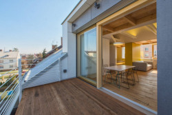 masparti, Podkrovní byt na třídě Míru – foto