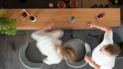 Barová stolička m.zone talk od Wiesner-Hager