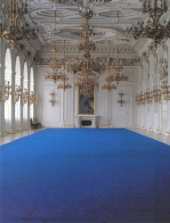 Rudolfova galerie s modrým kobercem