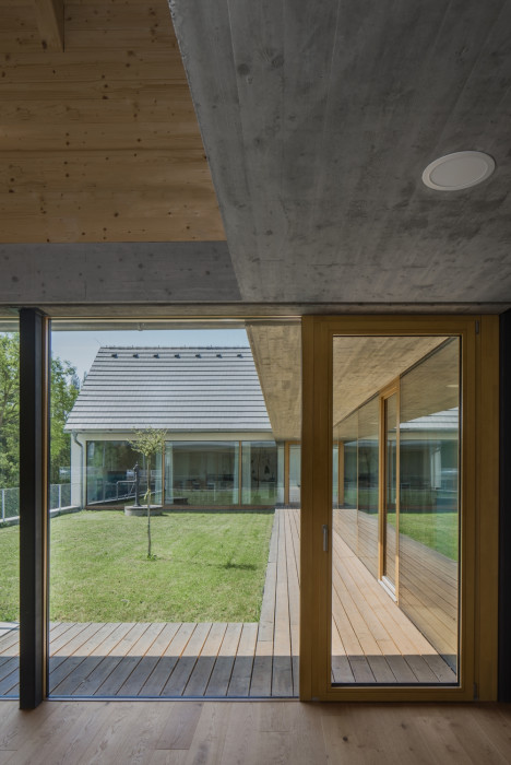 Sídlo firmy RenoEnergie, ov-a (Opočenský Valouch architekti)