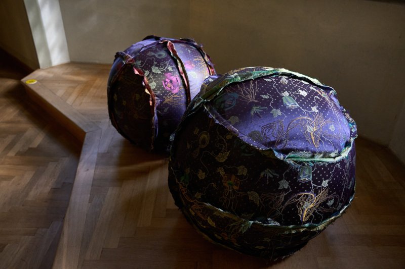 Brokát Vesna od designérky Veroniky Velčovské Jirouškové