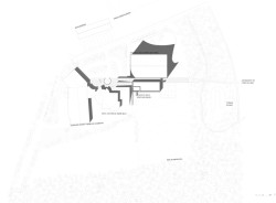 Situace (Sportovní a kulturní centrum Marie-Jose Perec a Josephine Baker v La Bouëxière ve Francii; onze04)