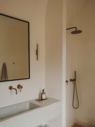 Studio Andrew Trotter - Rekonstrukce historické budovy na jihu Itálie: Rekonstrukce  budovy provedli architekti s respektem k původním detailům