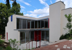 Obecní knihovna v Ostopovicích, ateliér TRANSAT ARCHITEKTI (Petr Všetečka, Robert Václavík, Jakub Finger, spolupráce Tereza Matoušková, František Pleva, Kristina Baturko)