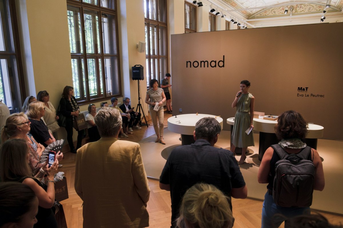 Stánek M&T s klikami Nomad na Designbloku 2023 v Uměleckoprůmyslovém muzeu