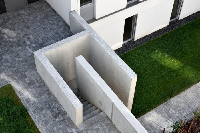 BD Krásnopolská, ATELIER 38