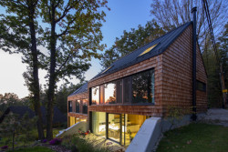 Dvojdům v lese, Architekti.sk