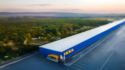 Dva kilometry dlouhá Ikea