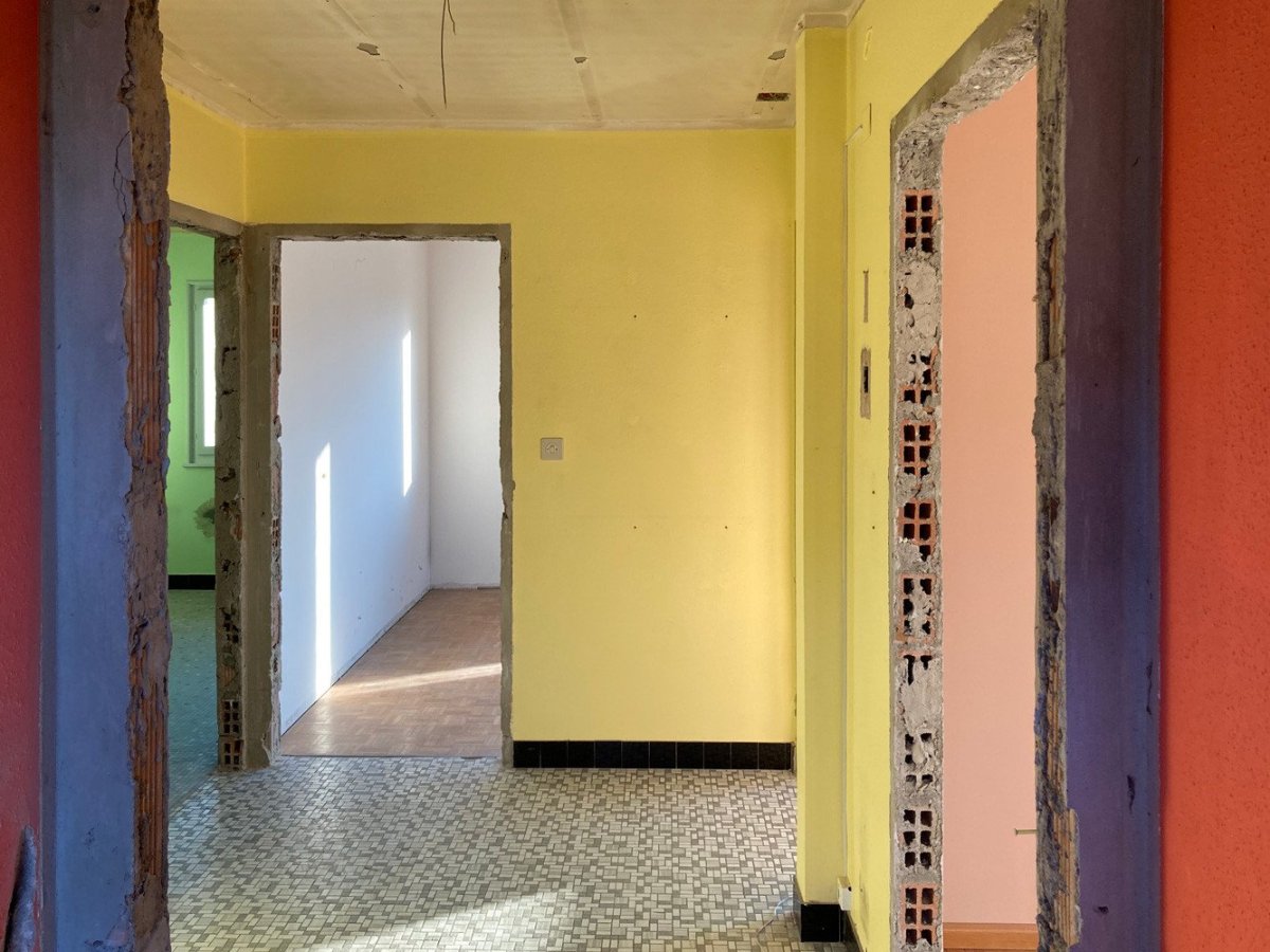 Rodinné komunitní bydlení ve Villy, Madeleine architectes, Studio François Nantermod: Stavba a rekonstrukce objektu
