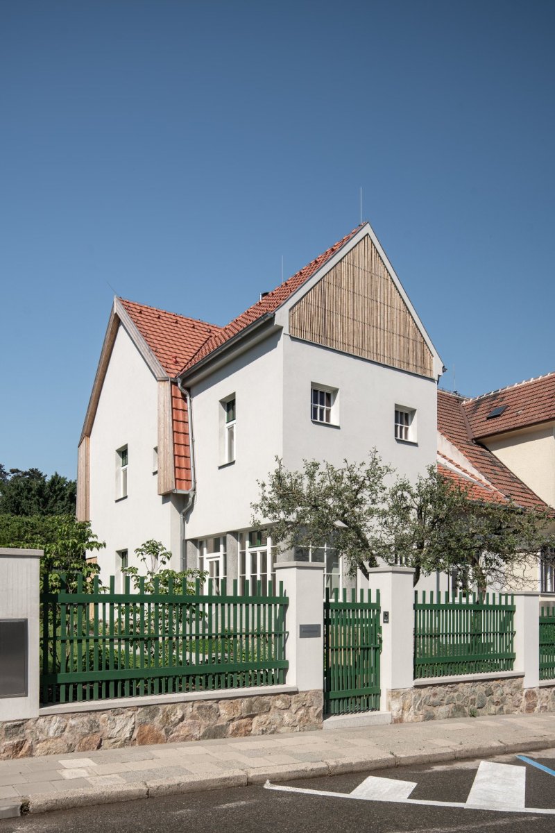 Přestavba prvorepublikové vily v Brně podle návrhu studia AEIOU