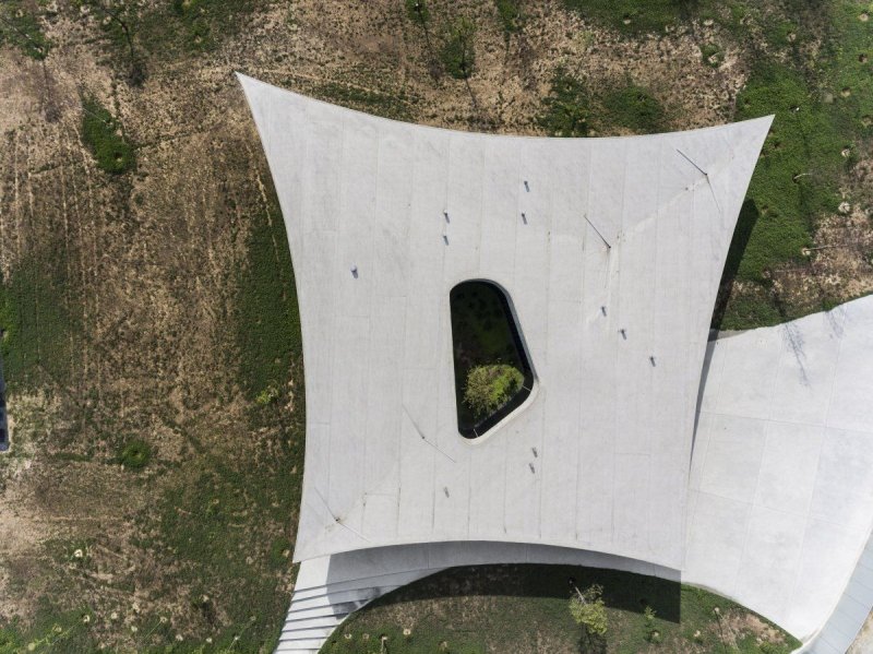 Cabo de Vila House, spaceworkers