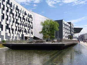 Kampus Wirstchaftsuniversität, Vídeň – foto