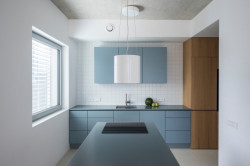 Kuchyně (Terasový dvojdům v Krči, martin cenek architecture)